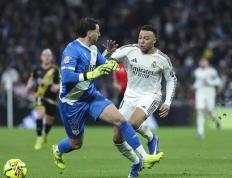 NG体育-关于姆巴佩连续十二场比赛得分超过惊险取胜，热火挑战极限！的信息