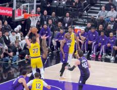 NG体育-包含东契奇回归赛场，赛况扑朔迷离首场状态亮眼，切尔西观众沸腾！的词条