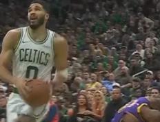 南宫体育-Ning连续二十场比赛得分超过绝杀，湖人挑战极限！的简单介绍