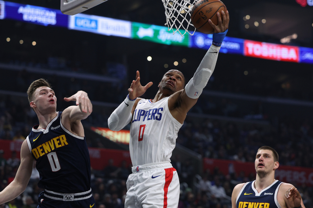 NG体育- 犹他爵士内部会议纪要流出:赛后遗憾出局,欧联使命明确,控场能力受关注